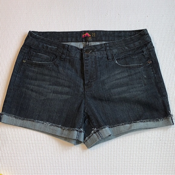 Folded Cuff Raw Edge 5 Pocket Dark Wash Denim Shorts - Picture 4 of 16
